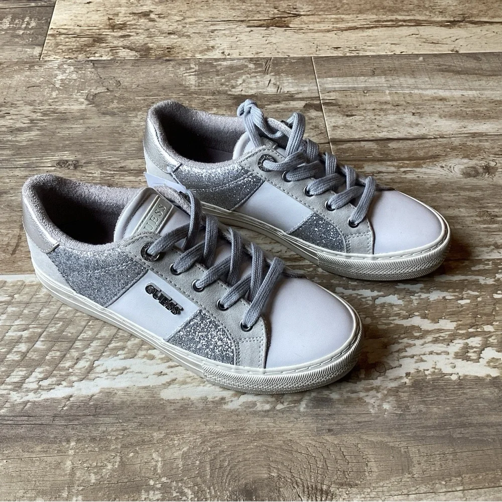 GUESS Loven3 Fashion Sneaker White & Silver Leather Women’s 7.5